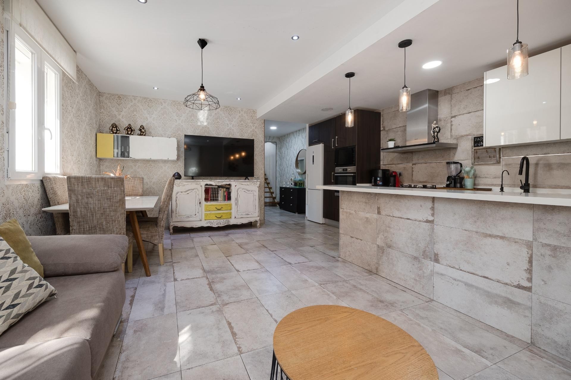 Resale - Stadthaus -
Torrevieja - Center