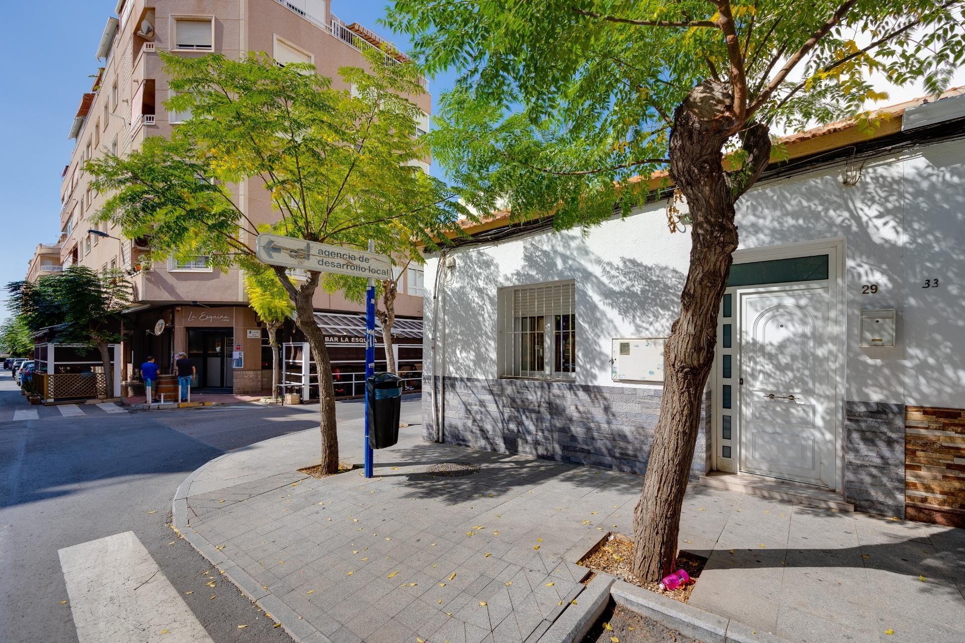 Resale - Stadthaus -
Torrevieja - Center