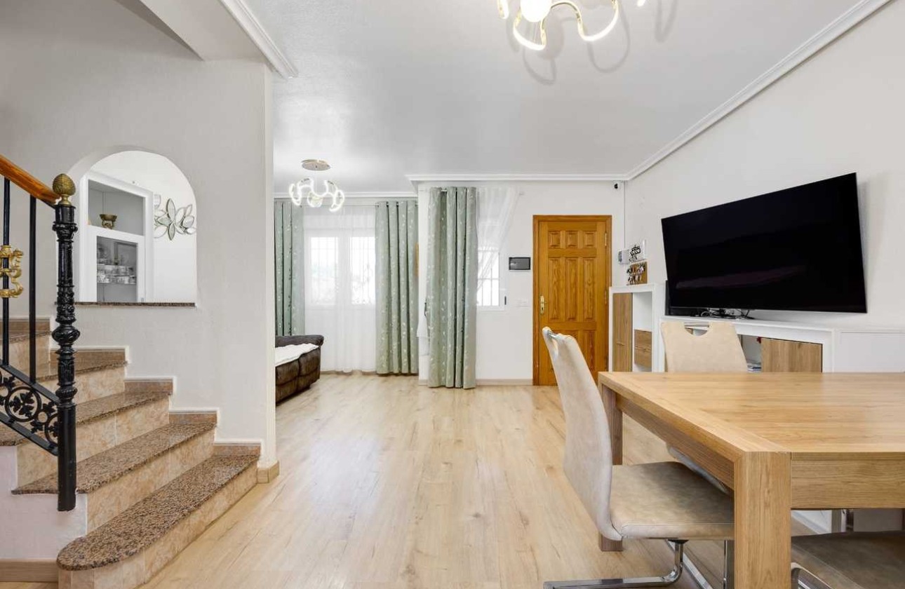 Resale - Stadthaus -
Torrevieja - Costa Blanca