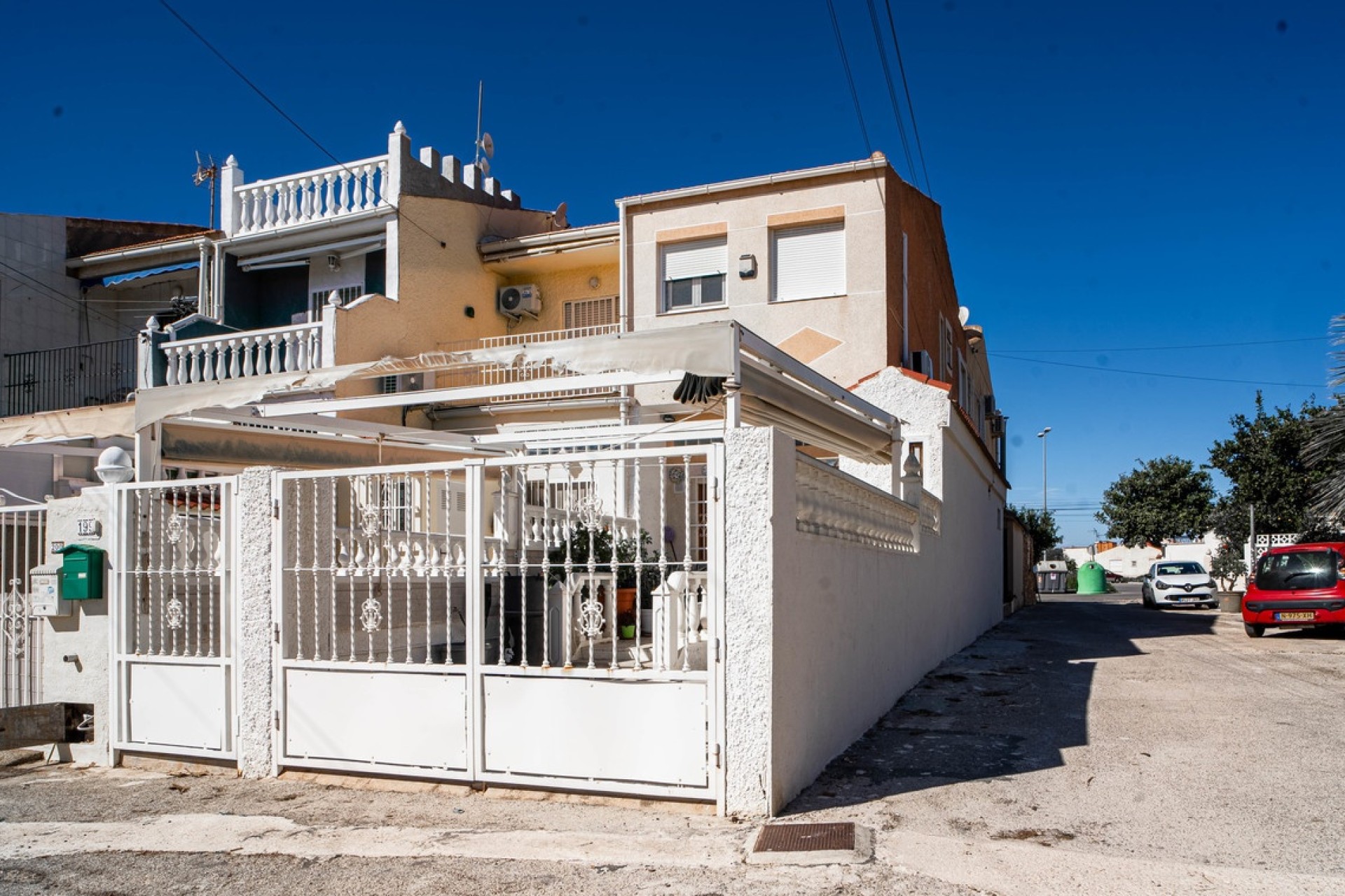 Resale - Stadthaus -
Torrevieja - Costa Blanca