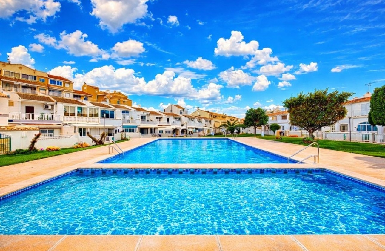 Resale - Stadthaus -
Torrevieja - Costa Blanca