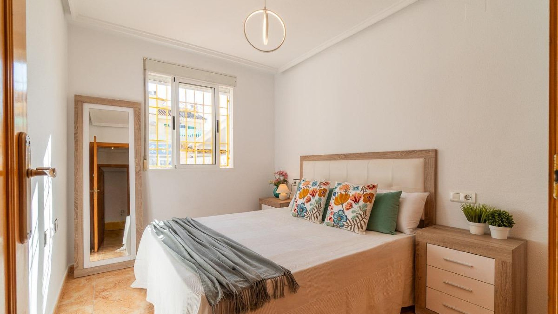 Resale - Stadthaus -
Torrevieja - El limonar