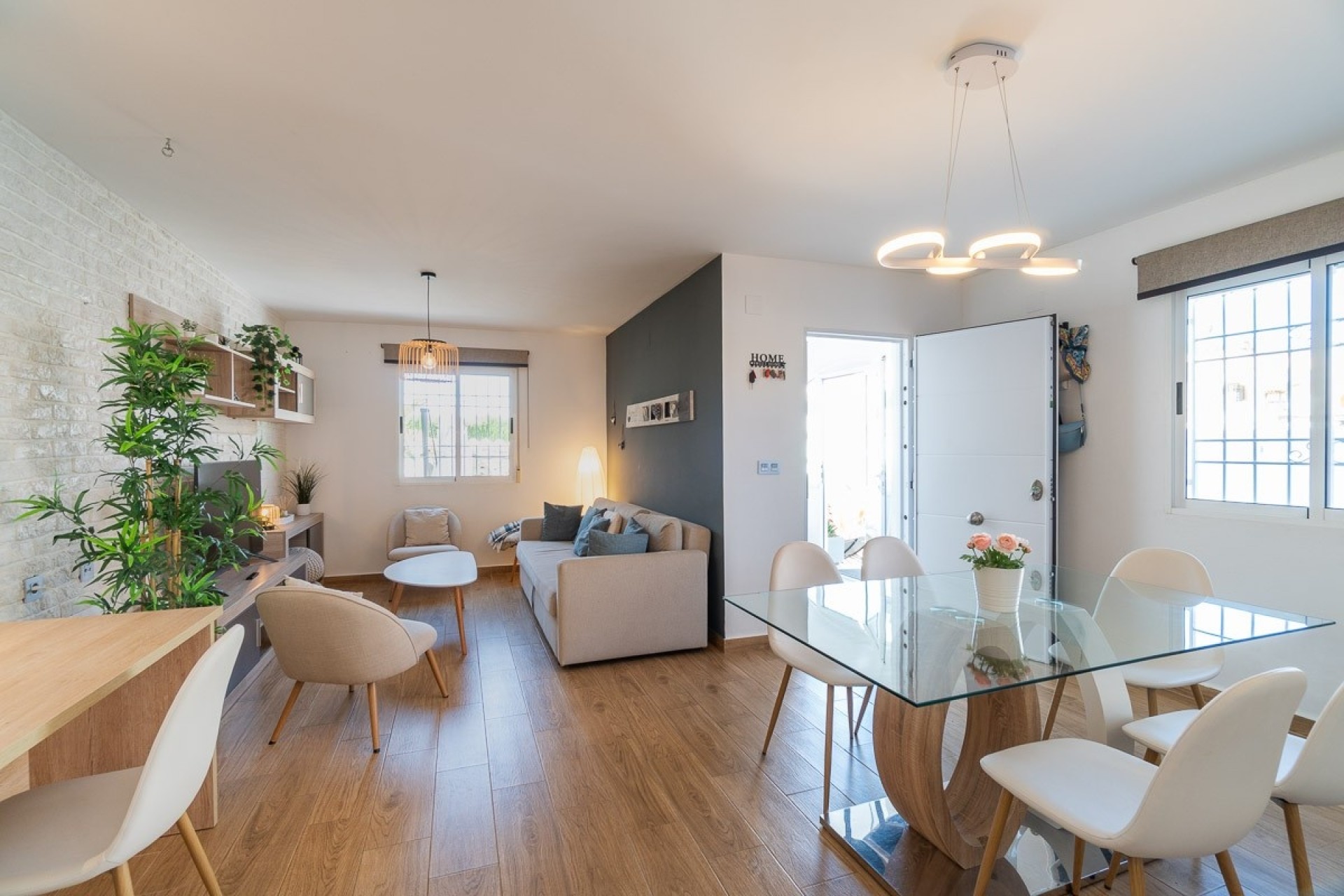 Resale - Stadthaus -
Torrevieja - El Limonar