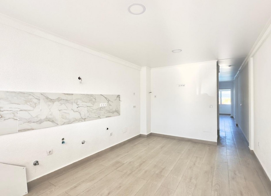 Resale - Stadthaus -
Torrevieja - La Mata