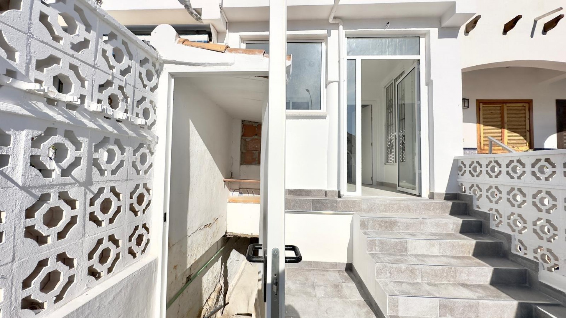 Resale - Stadthaus -
Torrevieja - La Mata