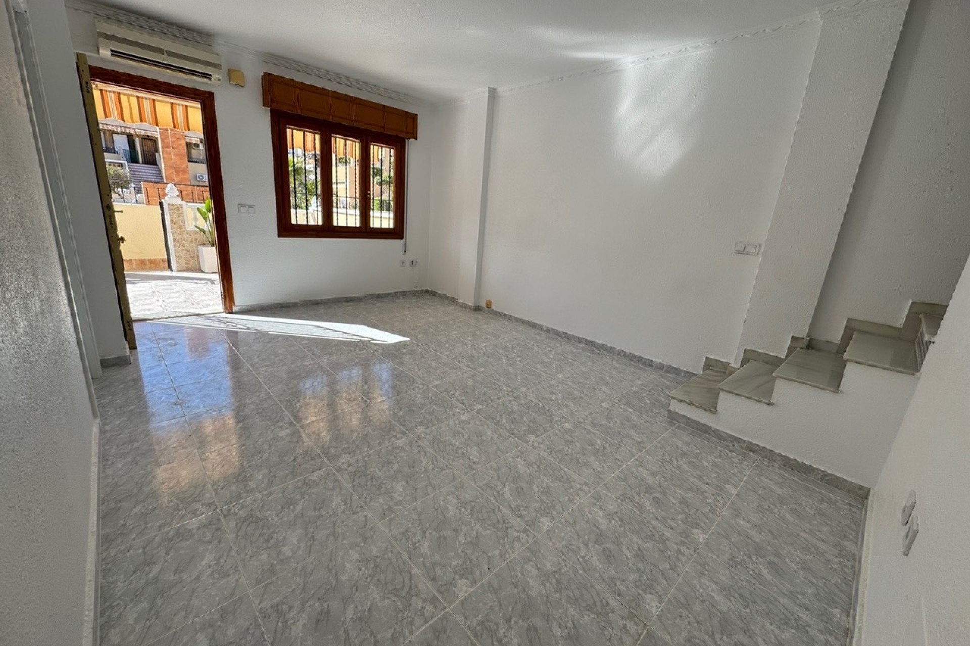 Resale - Stadthaus -
Torrevieja - Los Frutales