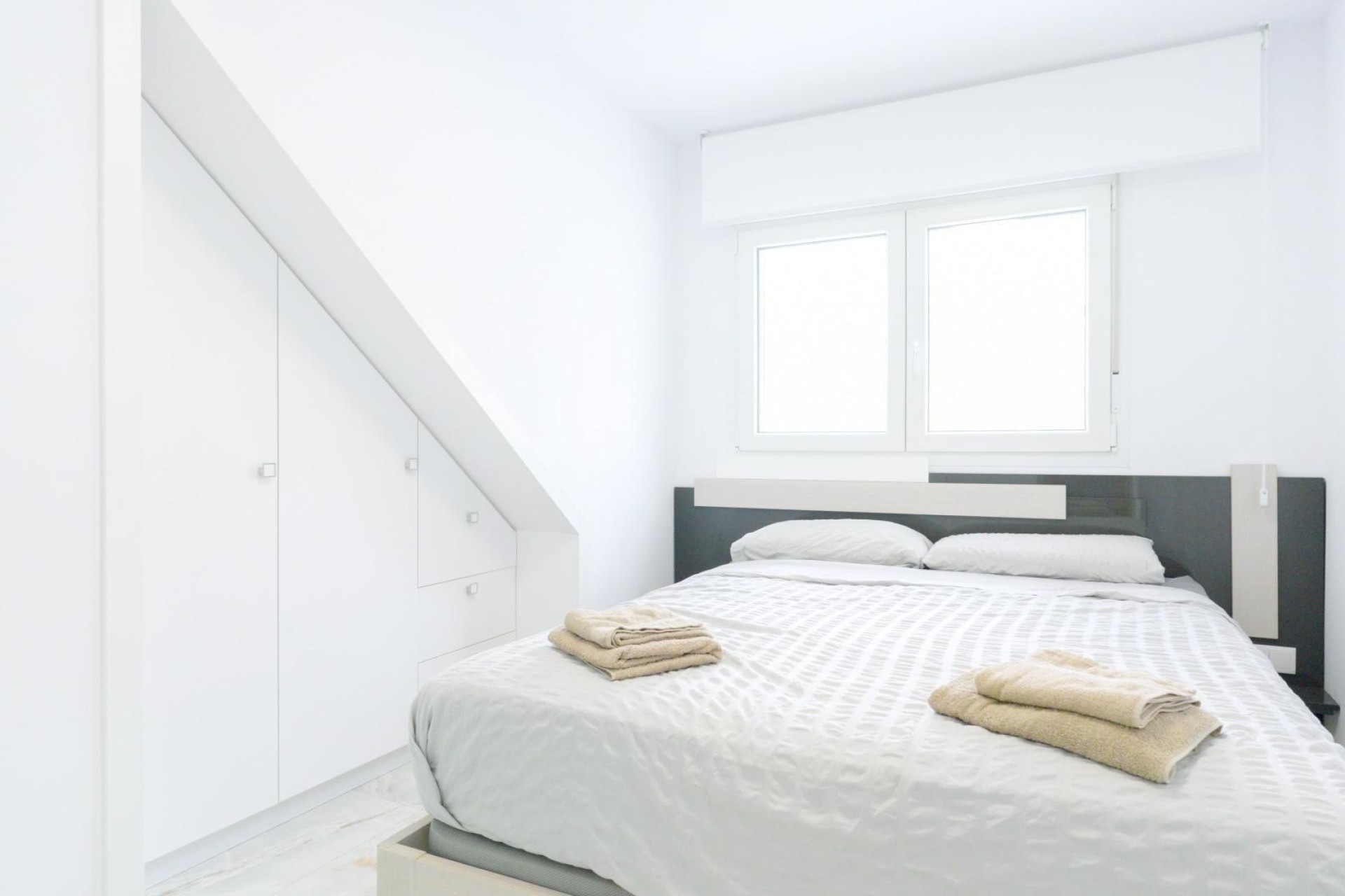 Resale - Stadthaus -
Torrevieja - Punta Prima