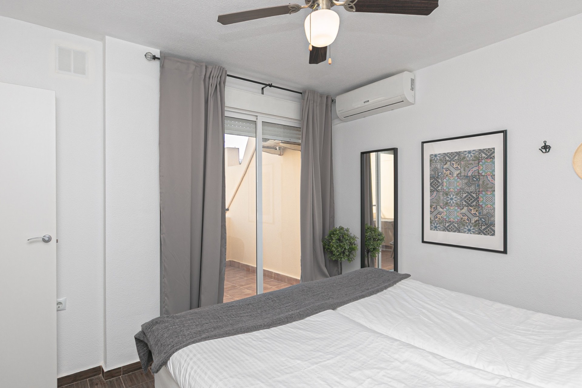 Resale - Stadthaus -
Torrevieja - Torretas