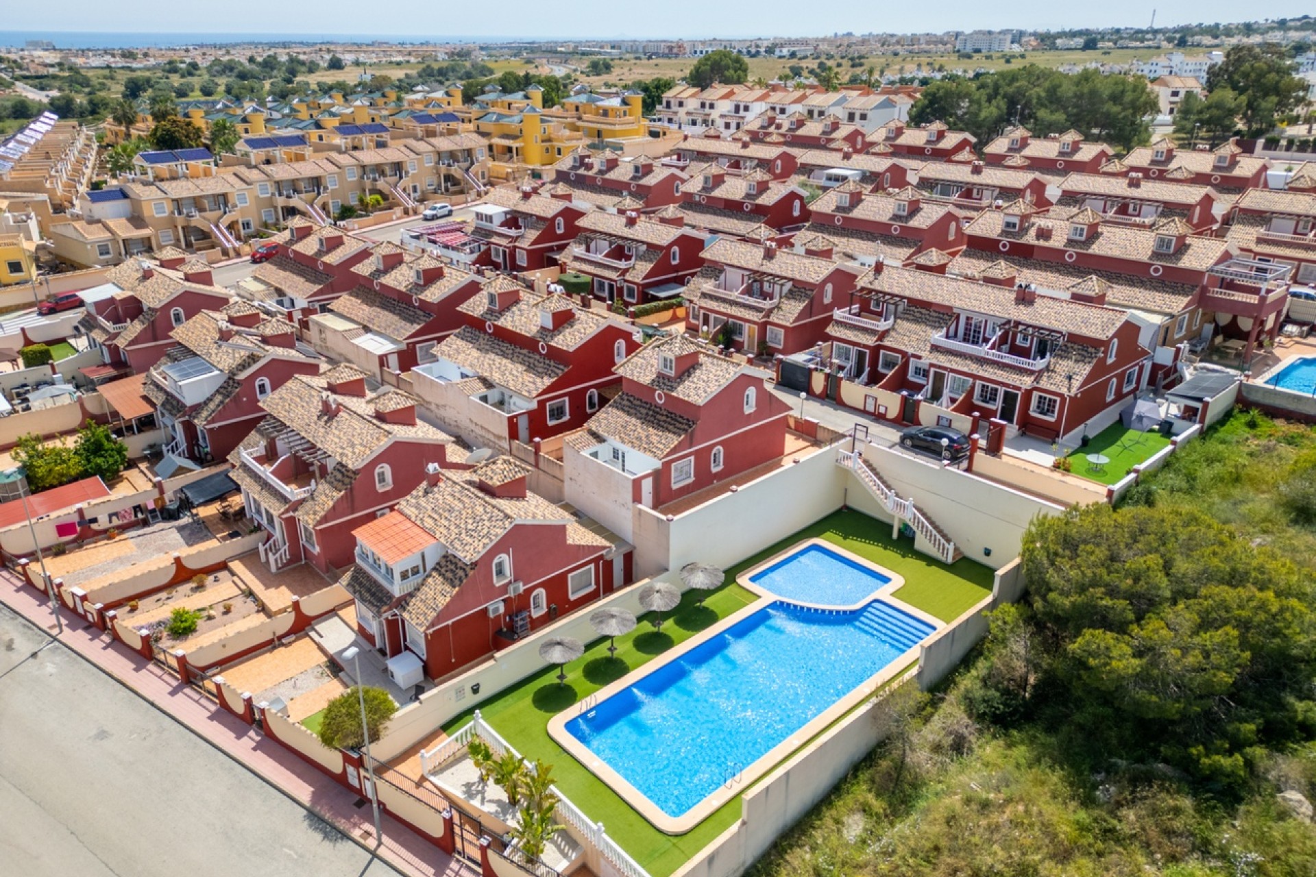 Resale - Stadthaus -
Villamartín - Costa Blanca