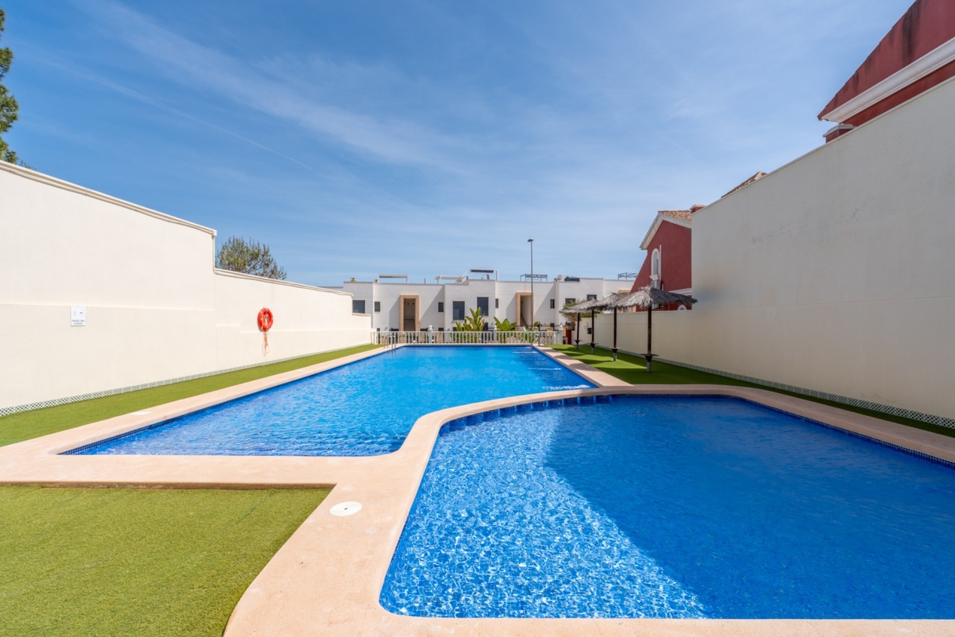 Resale - Stadthaus -
Villamartín - Costa Blanca