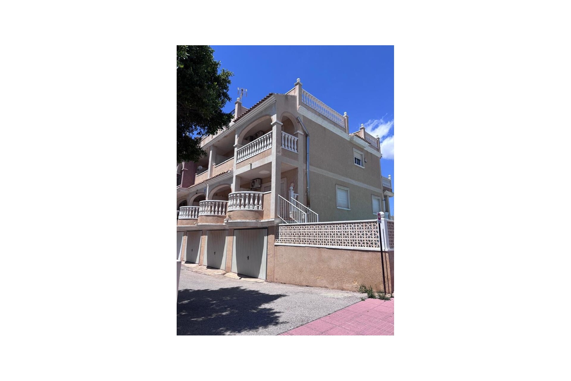 Resale - Stadthaus -
Villamartín - Costa Blanca
