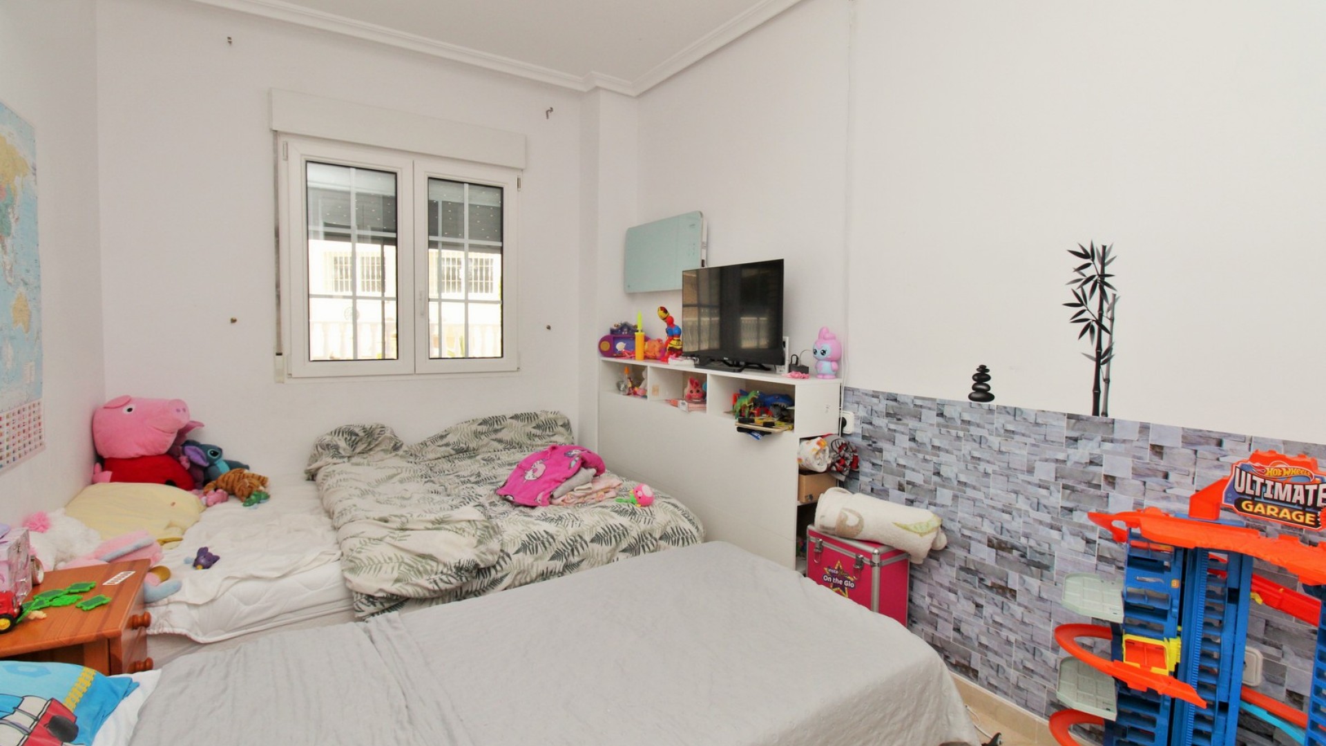 Resale - Stadthaus -
Villamartín - LOS DOLSES