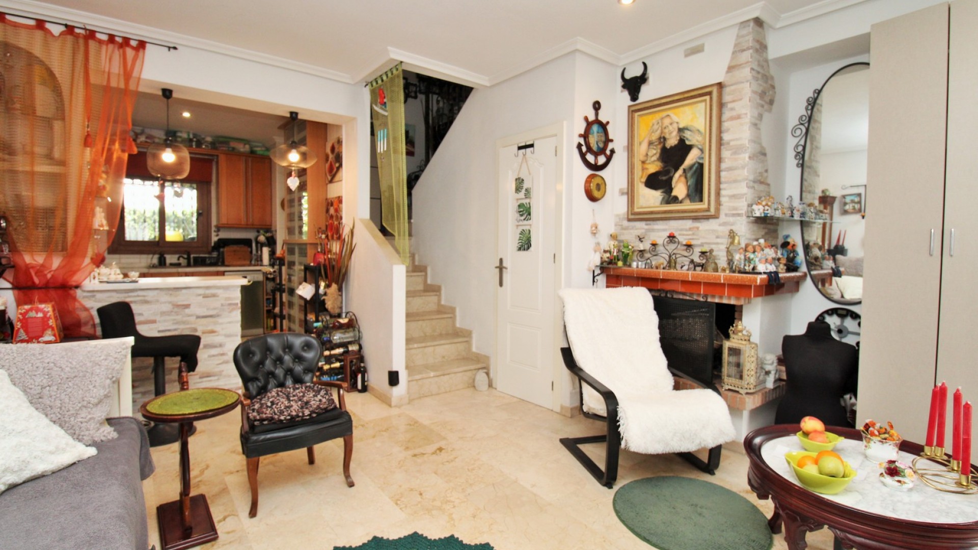 Resale - Stadthaus -
Villamartín - PAU 8