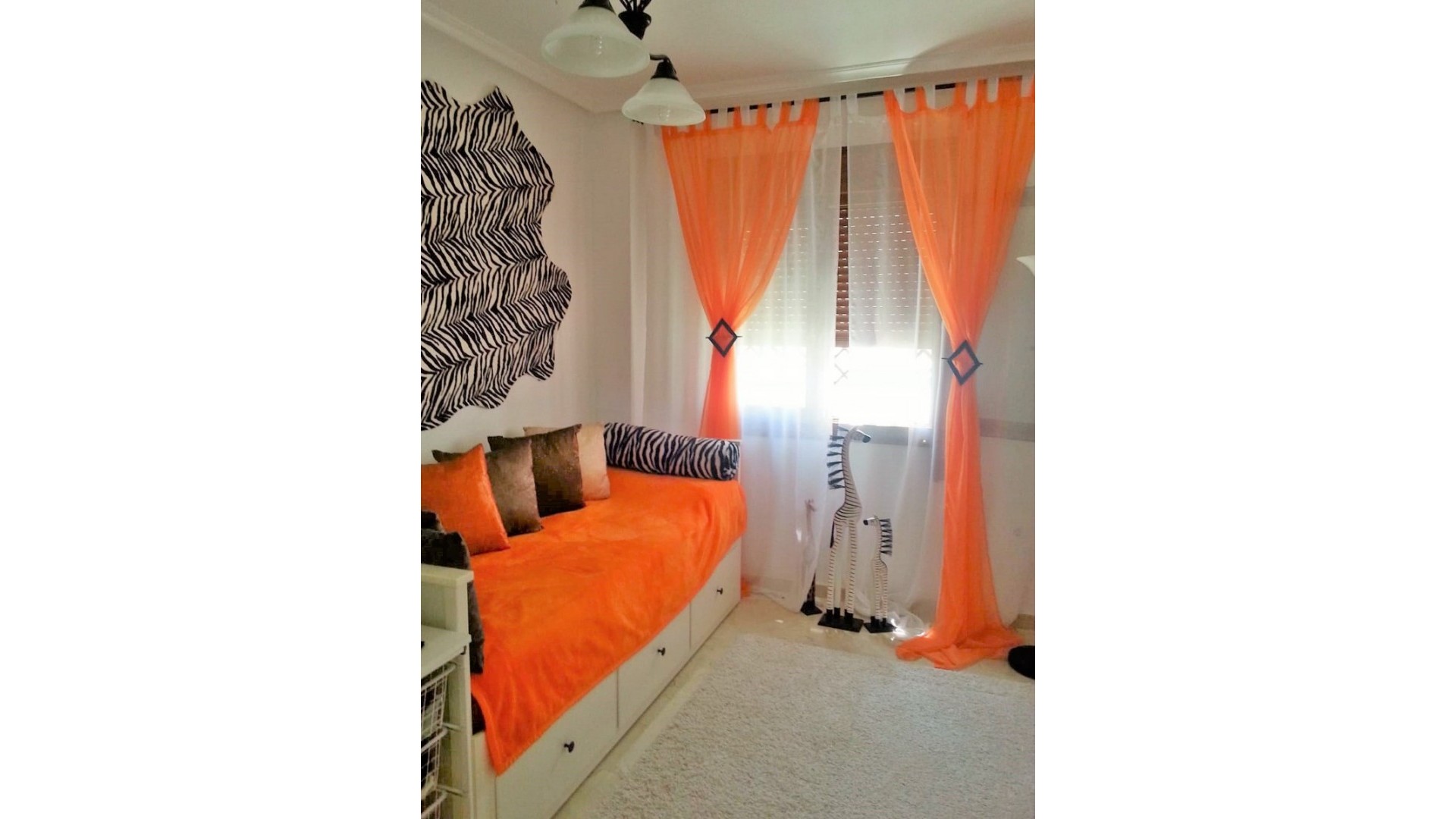 Resale - Stadthaus -
Villamartín - PAU 8