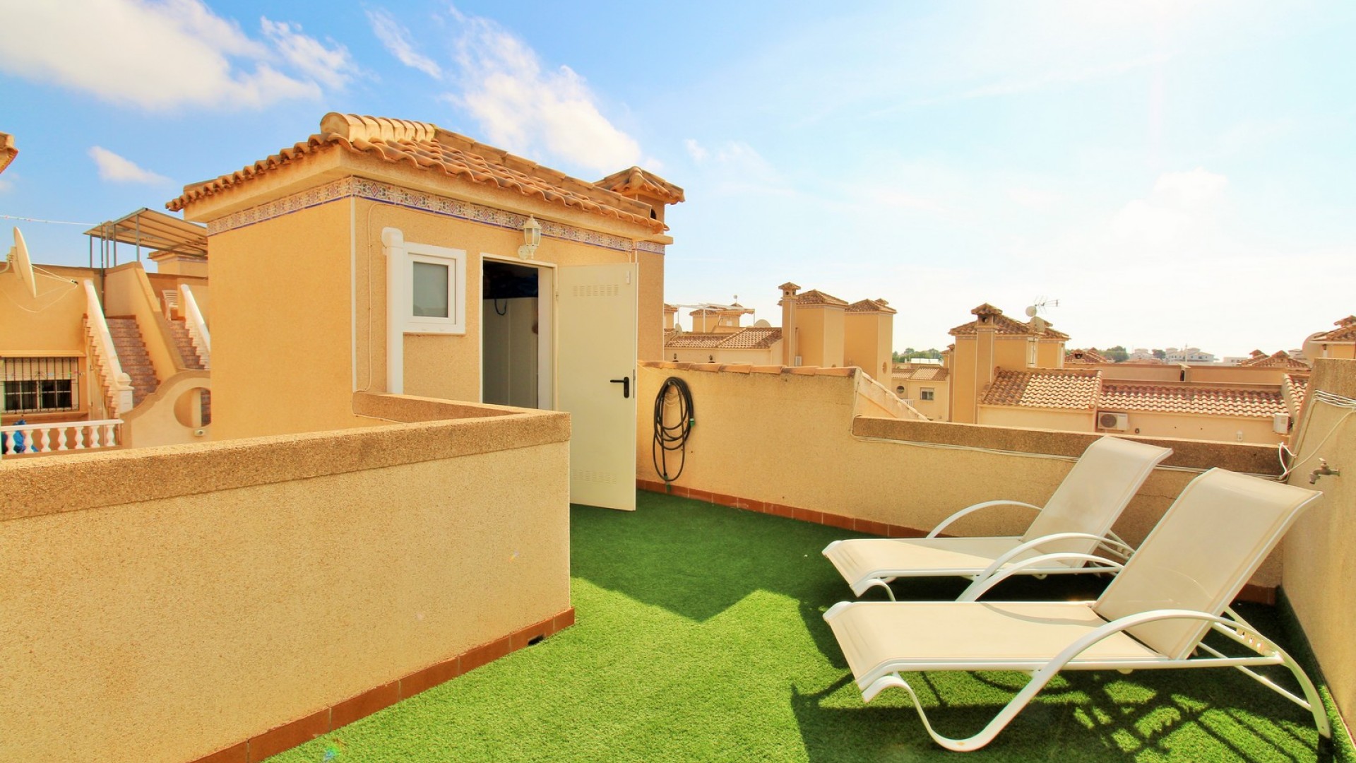 Resale - Stadthaus -
Villamartín