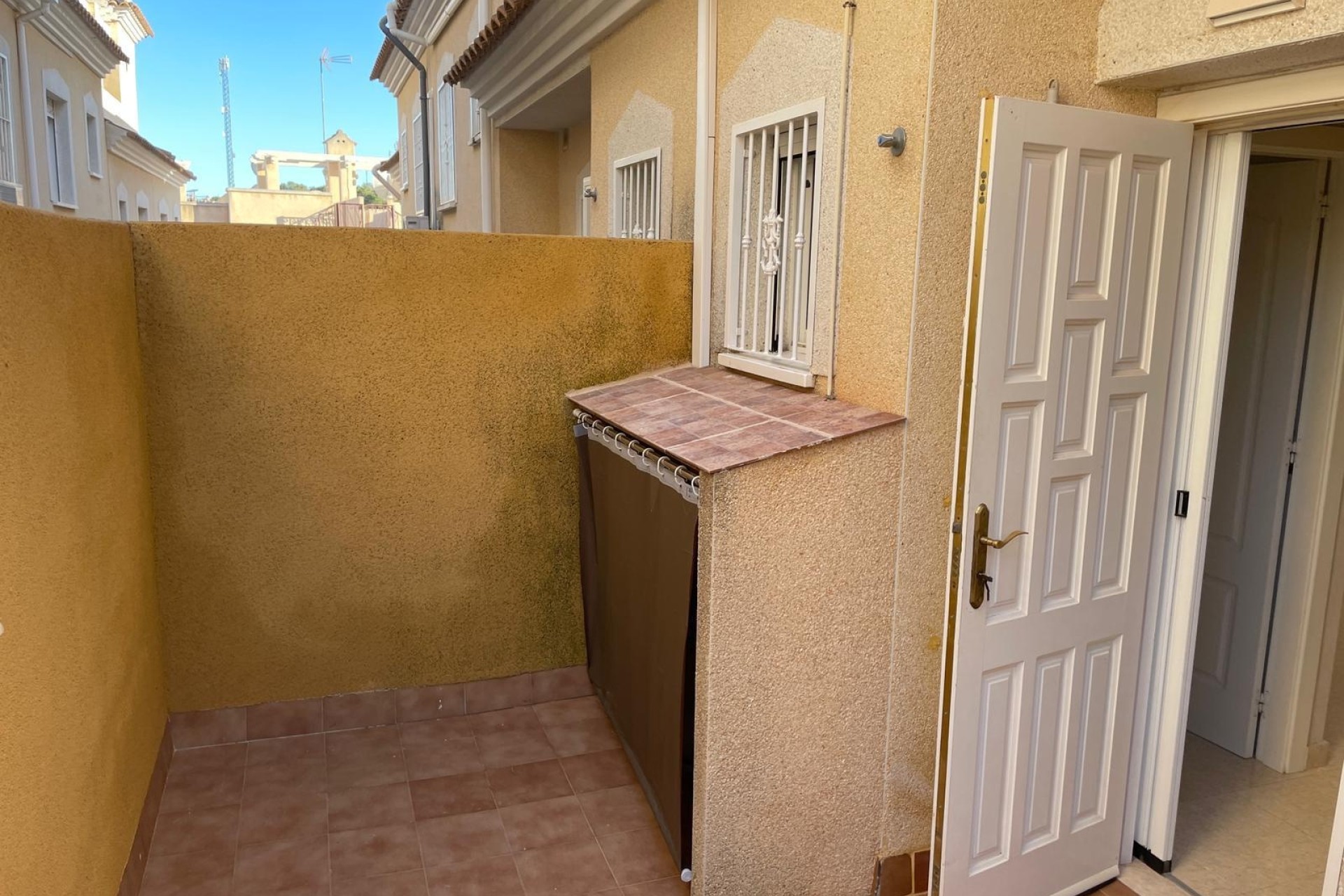 Resale - Stadthaus -
Villamartín