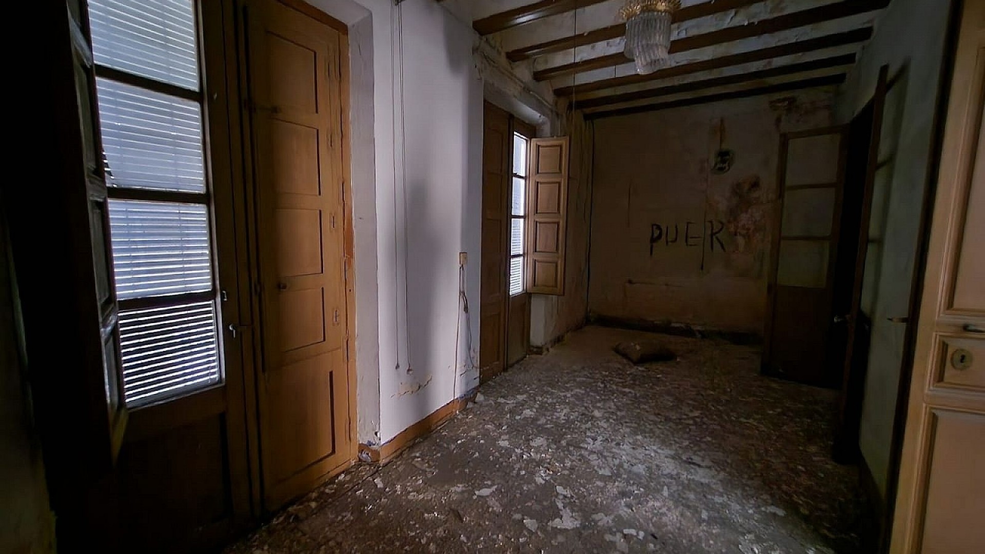 Resale - Stadthaus -
Villena