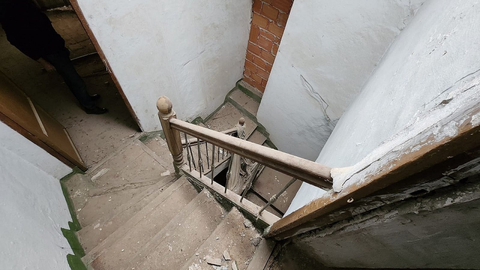 Resale - Stadthaus -
Villena