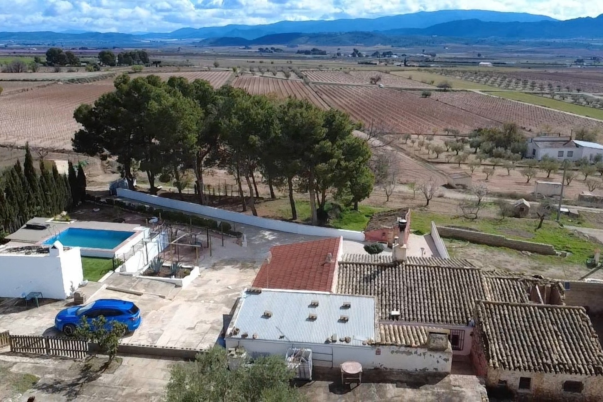 Resale - Stadthaus -
Yecla - Inland