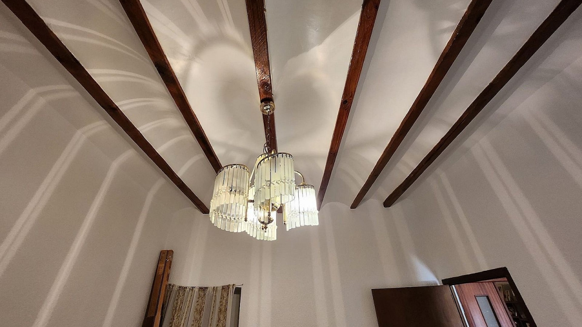 Resale - Stadthaus -
Yecla