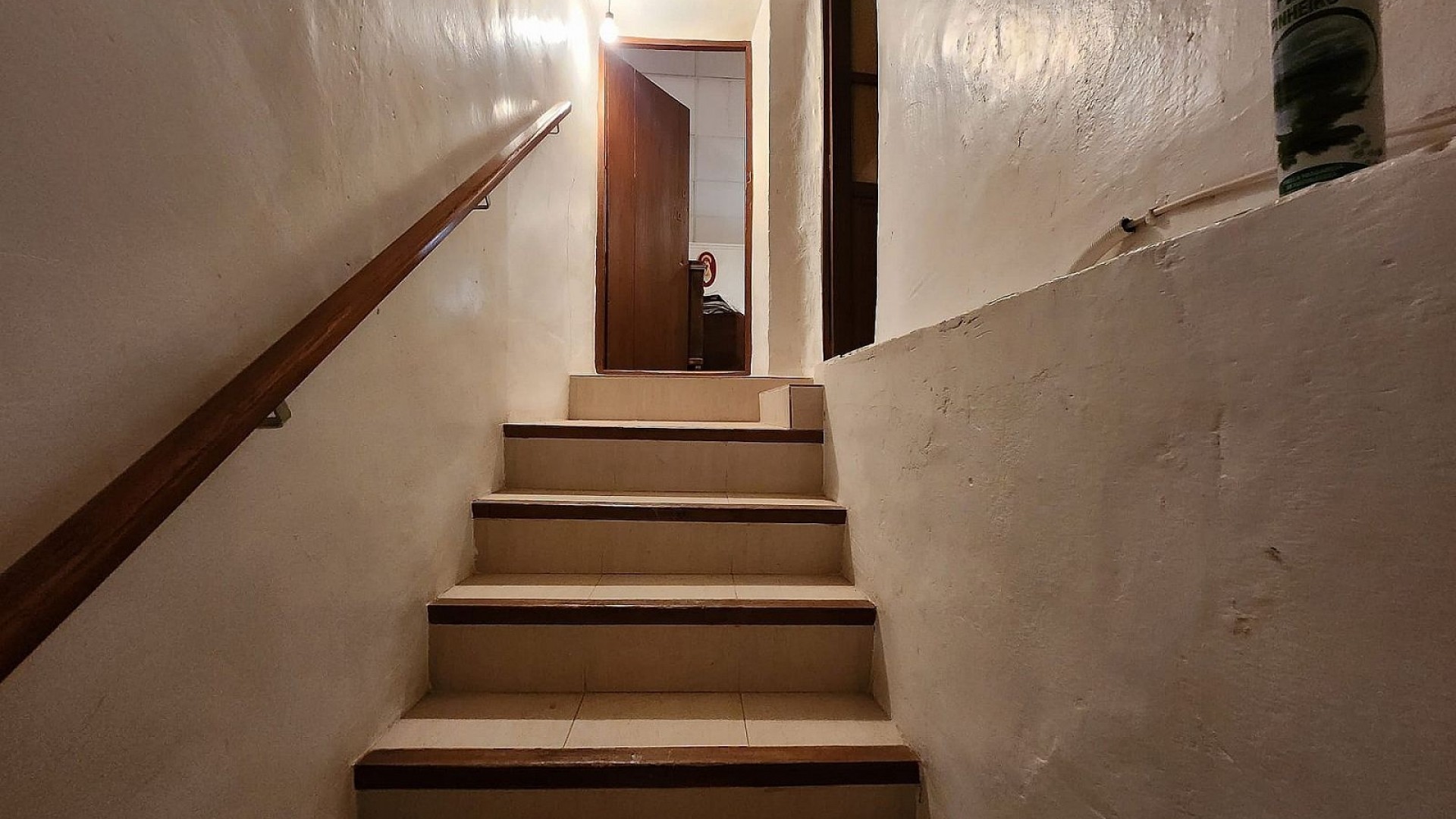 Resale - Stadthaus -
Yecla