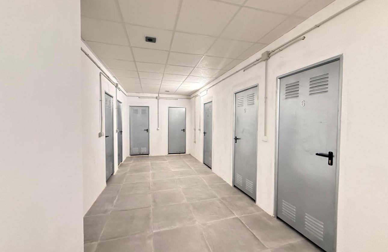 Resale - Storage Room -
Torrevieja - Playa del Cura