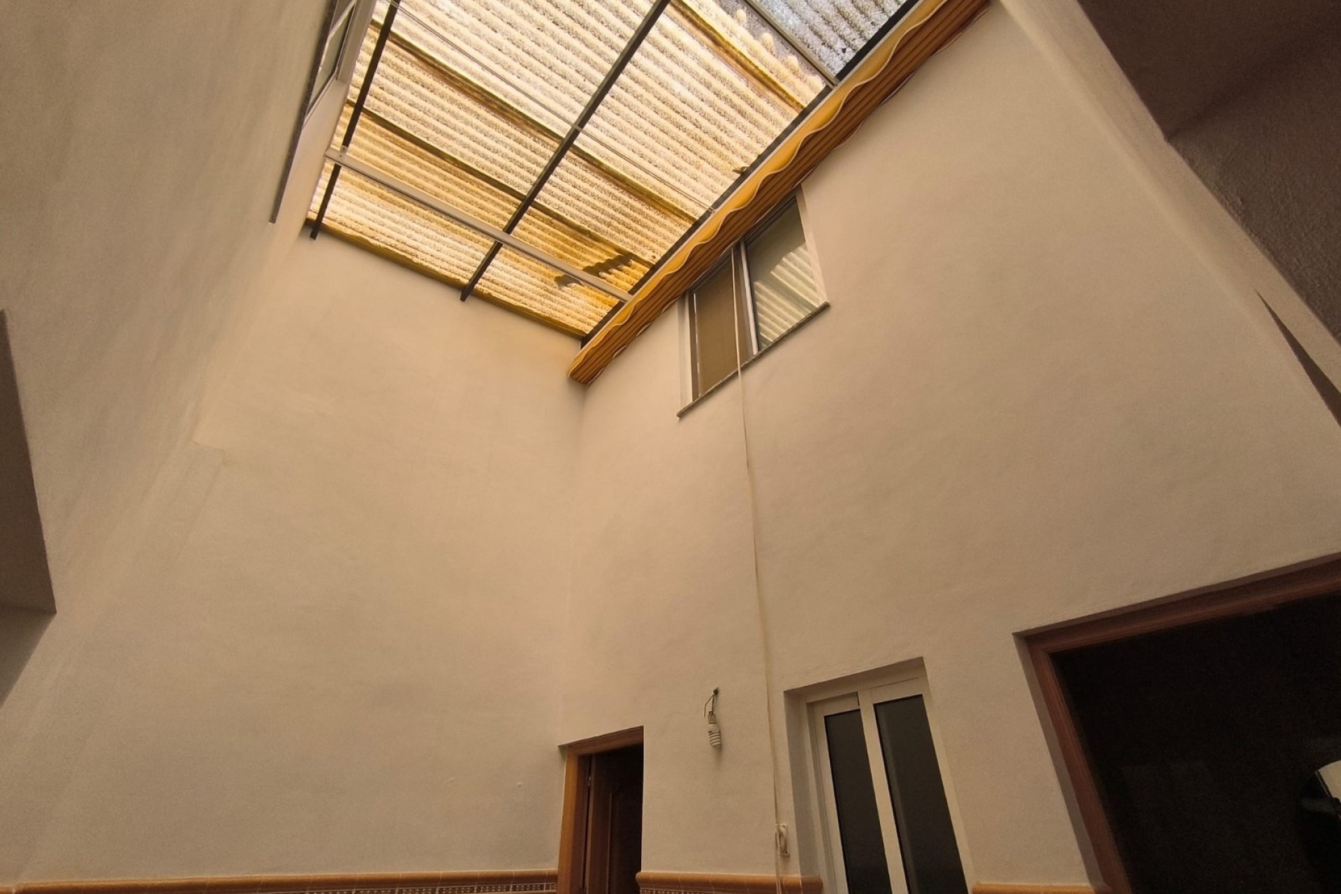 Resale - Townhouse -
Algueña - Inland