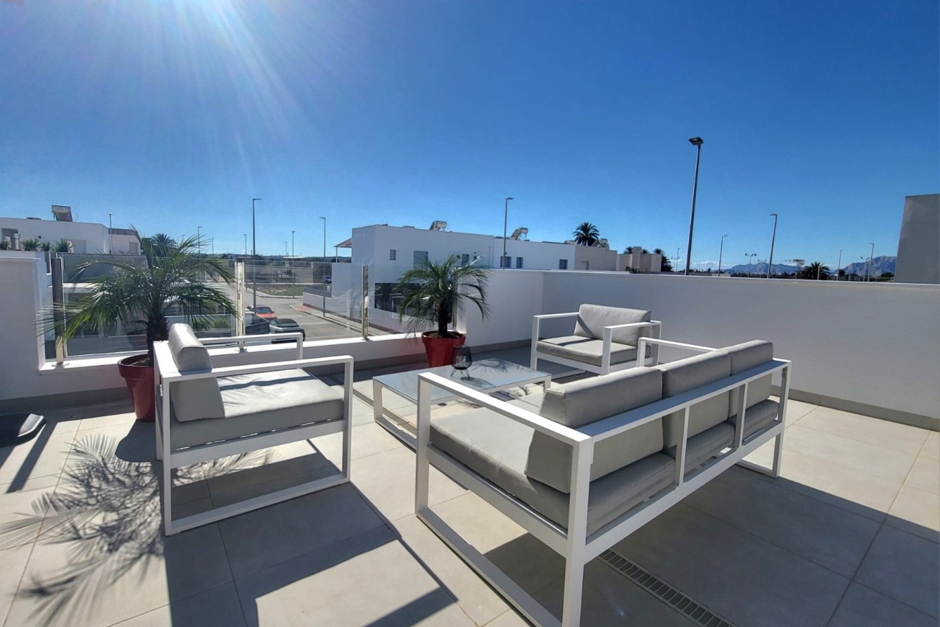 Resale - Townhouse -
Daya Vieja