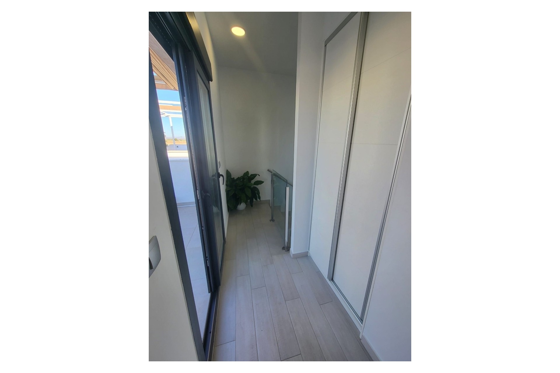 Resale - Townhouse -
Daya Vieja