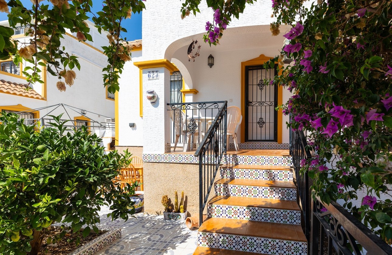 Resale - Townhouse -
Entre Naranjo - Vistabella Golf - Entre Naranjos - Vistabella Golf
