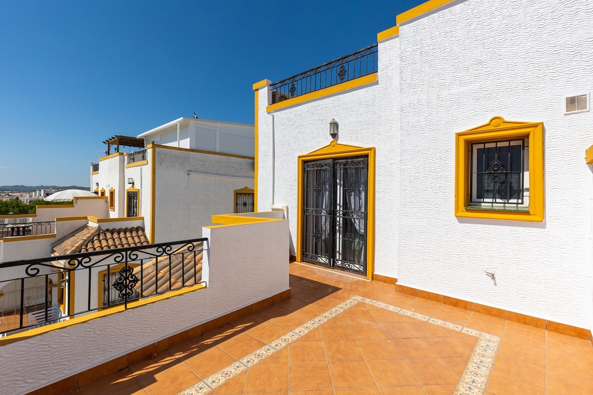 Resale - Townhouse -
Entre Naranjo - Vistabella Golf - Entre Naranjos - Vistabella Golf