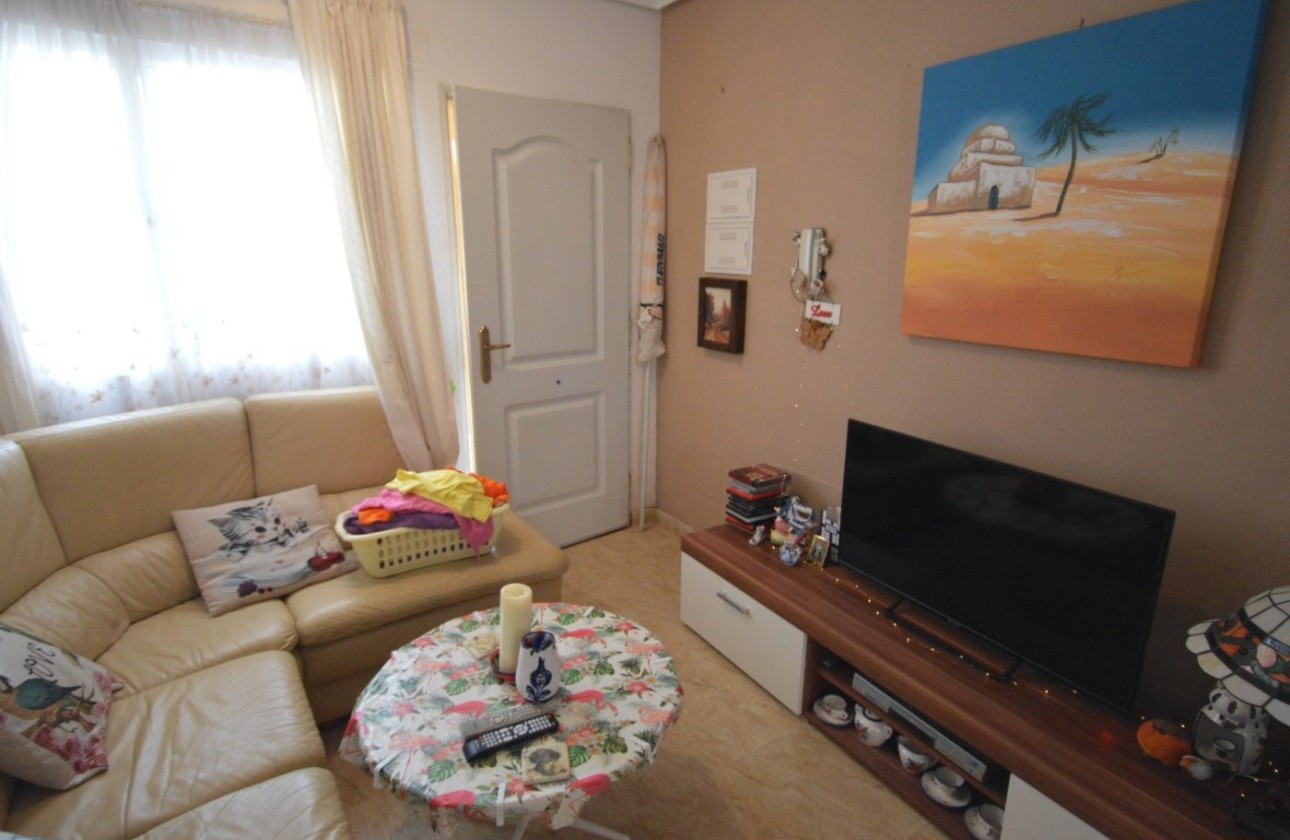 Resale - Townhouse -
Formentera del Segura - Casco urbano