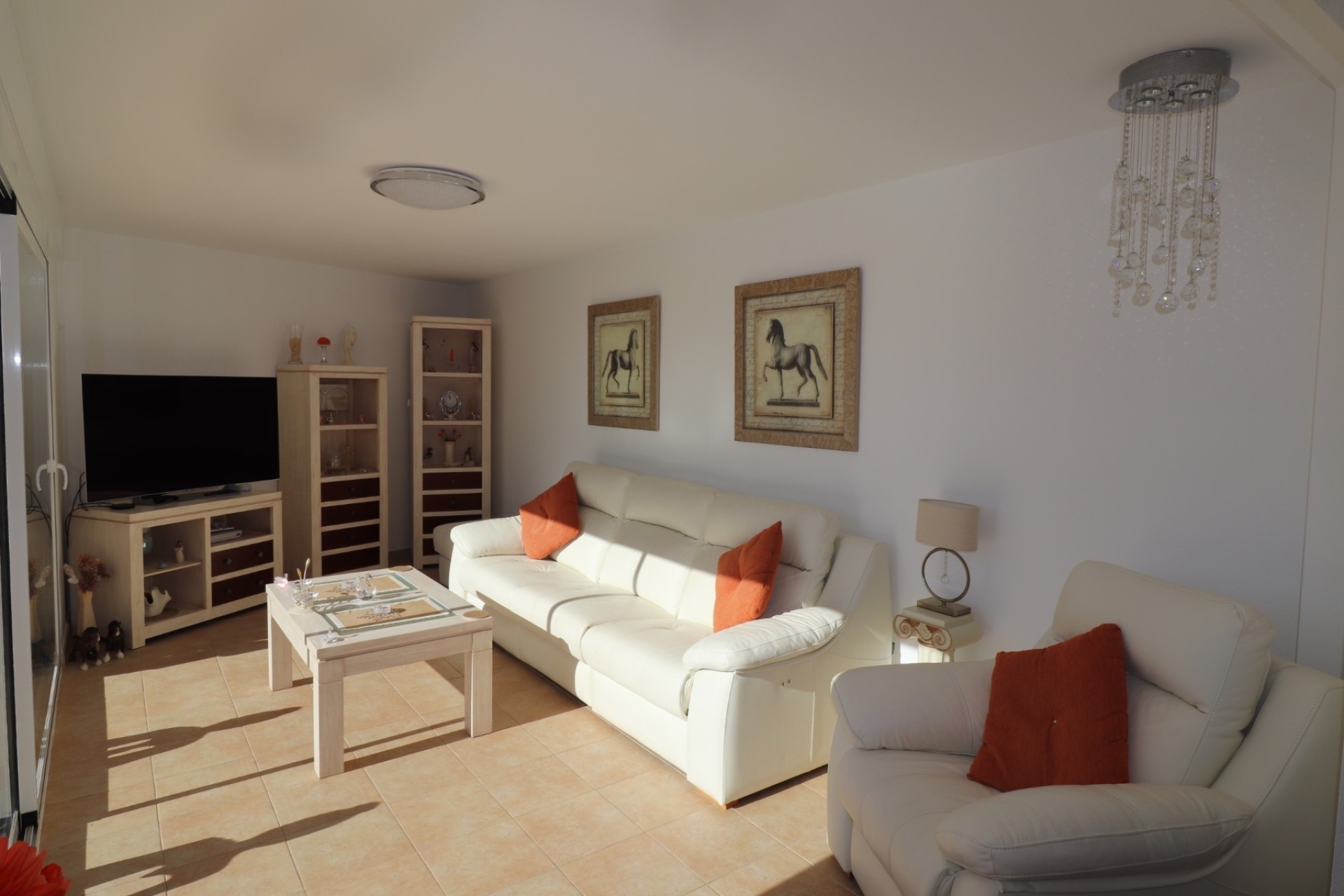 Resale - Townhouse -
Fortuna - LAS KALENDAS