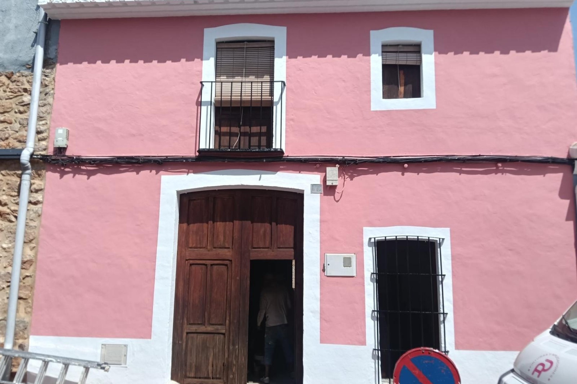 Resale - Townhouse -
Jesus Pobre - Inland