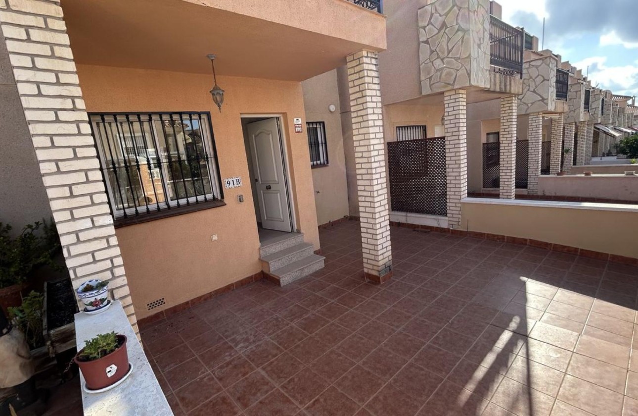 Resale - Townhouse -
Los Altos - Costa Blanca