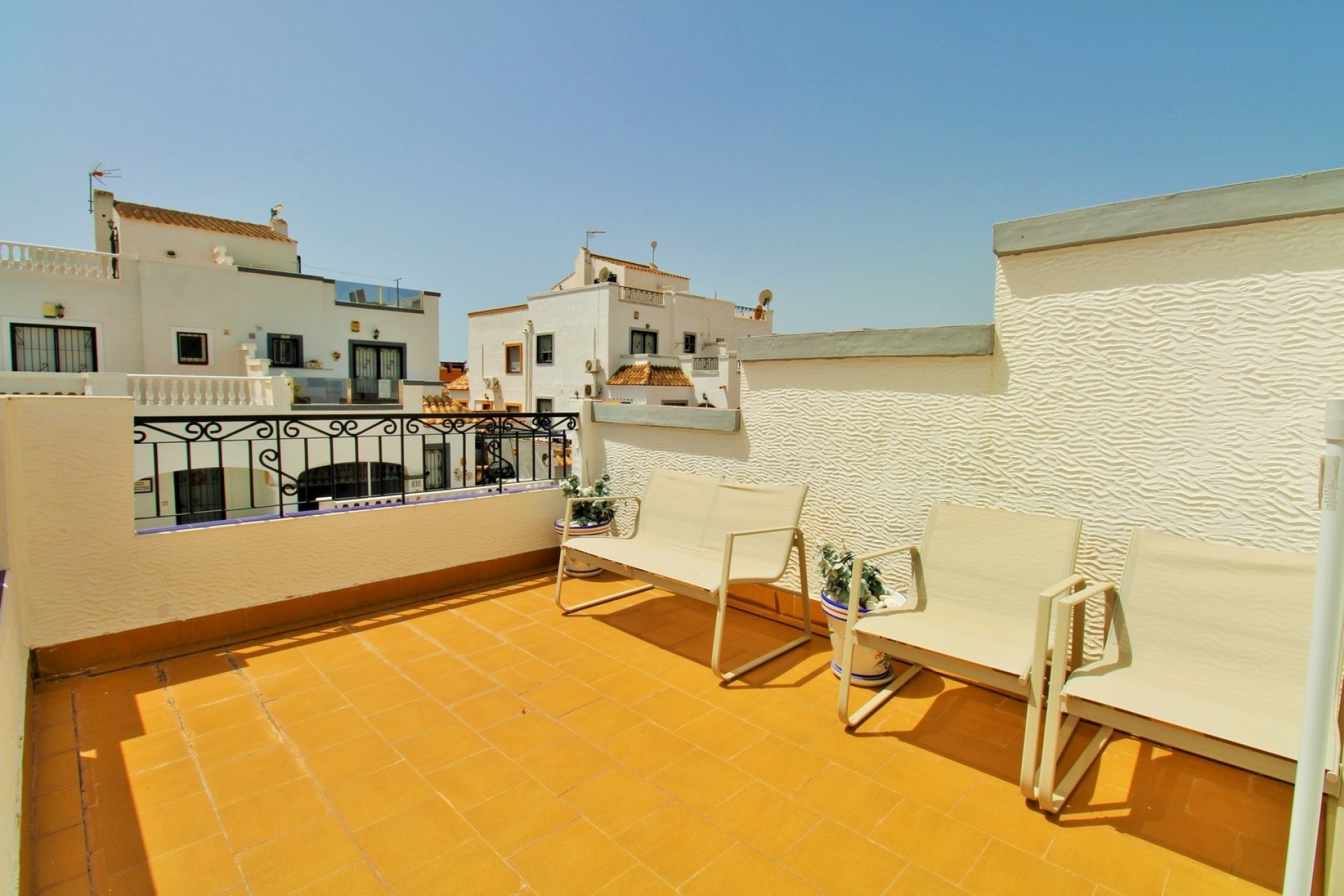 Resale - Townhouse -
Los Altos