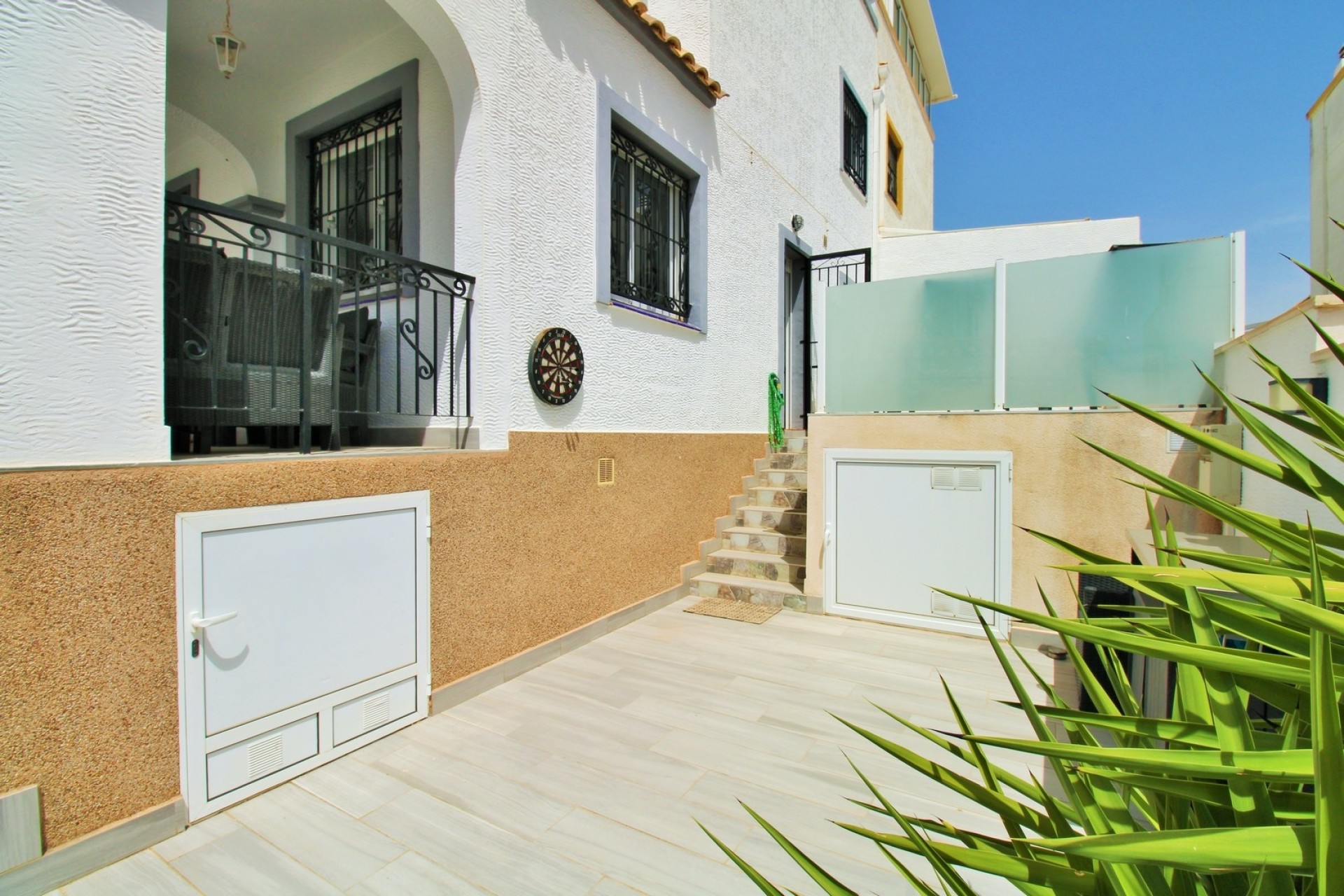 Resale - Townhouse -
Los Altos
