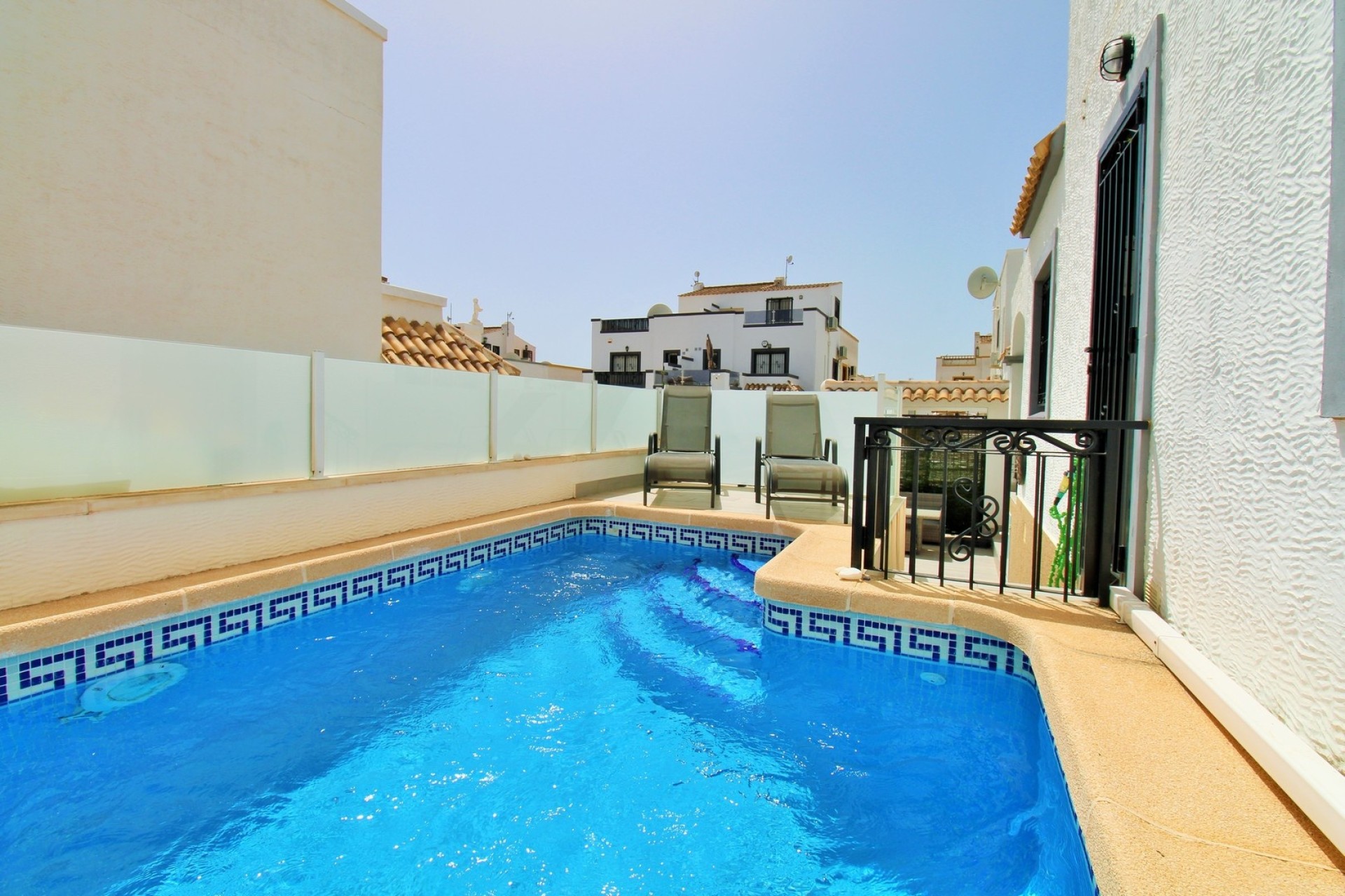 Resale - Townhouse -
Los Altos
