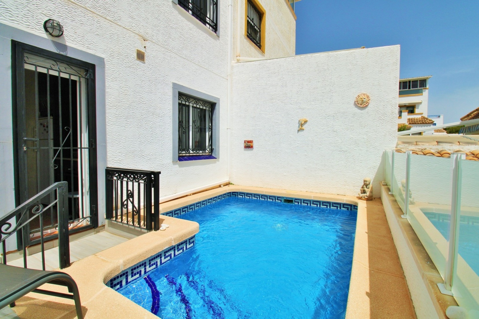 Resale - Townhouse -
Los Altos