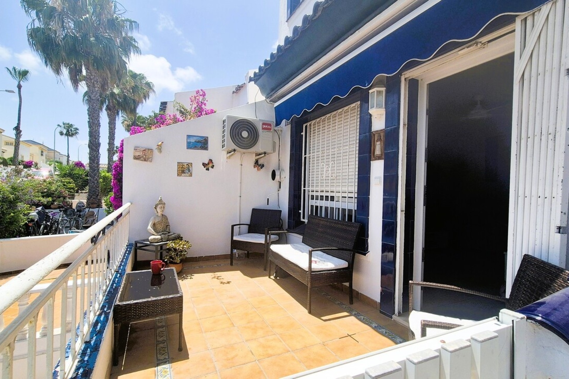 Resale - Townhouse -
Los Dolses - Inland