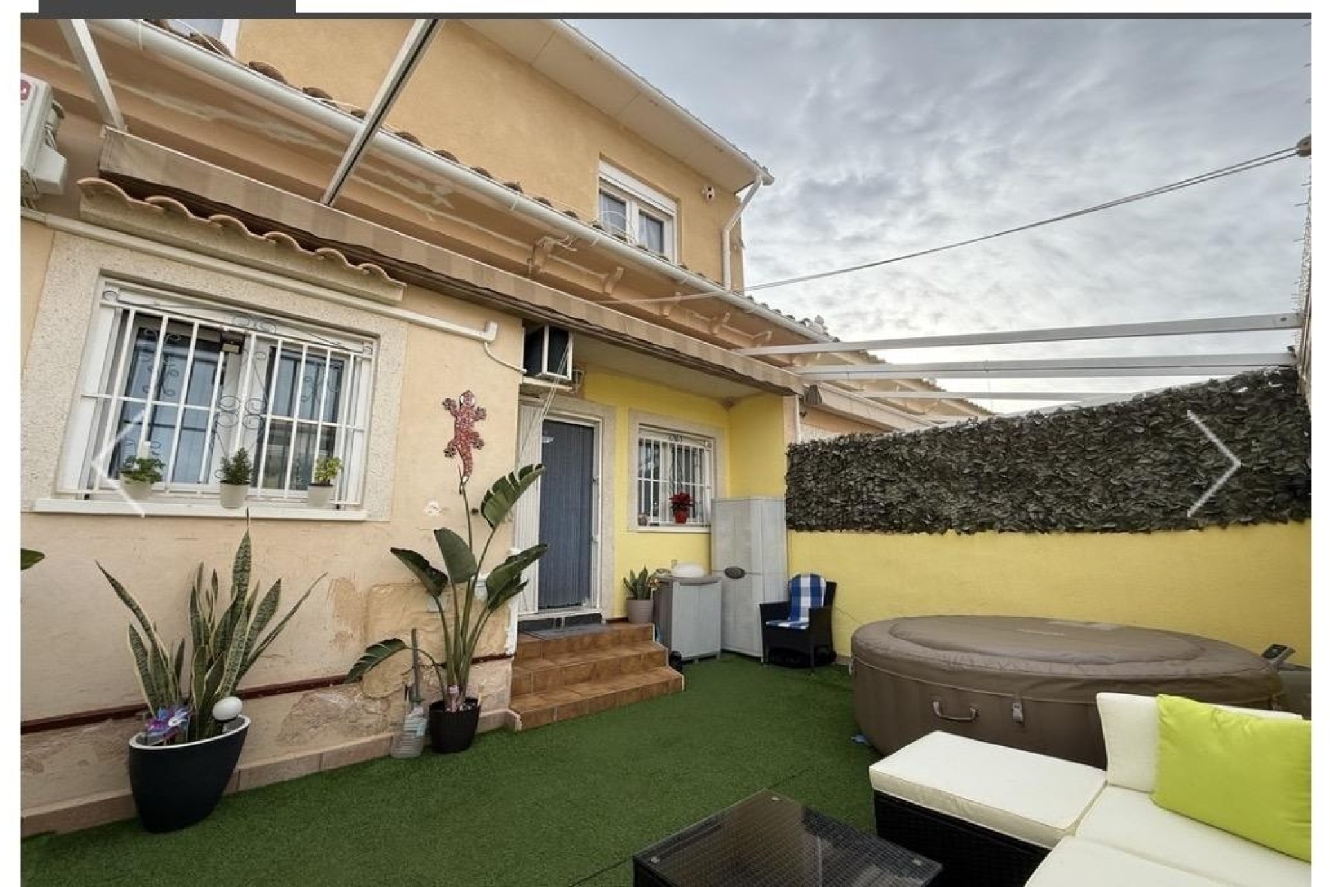 Resale - Townhouse -
Orihuela Costa - La Florida