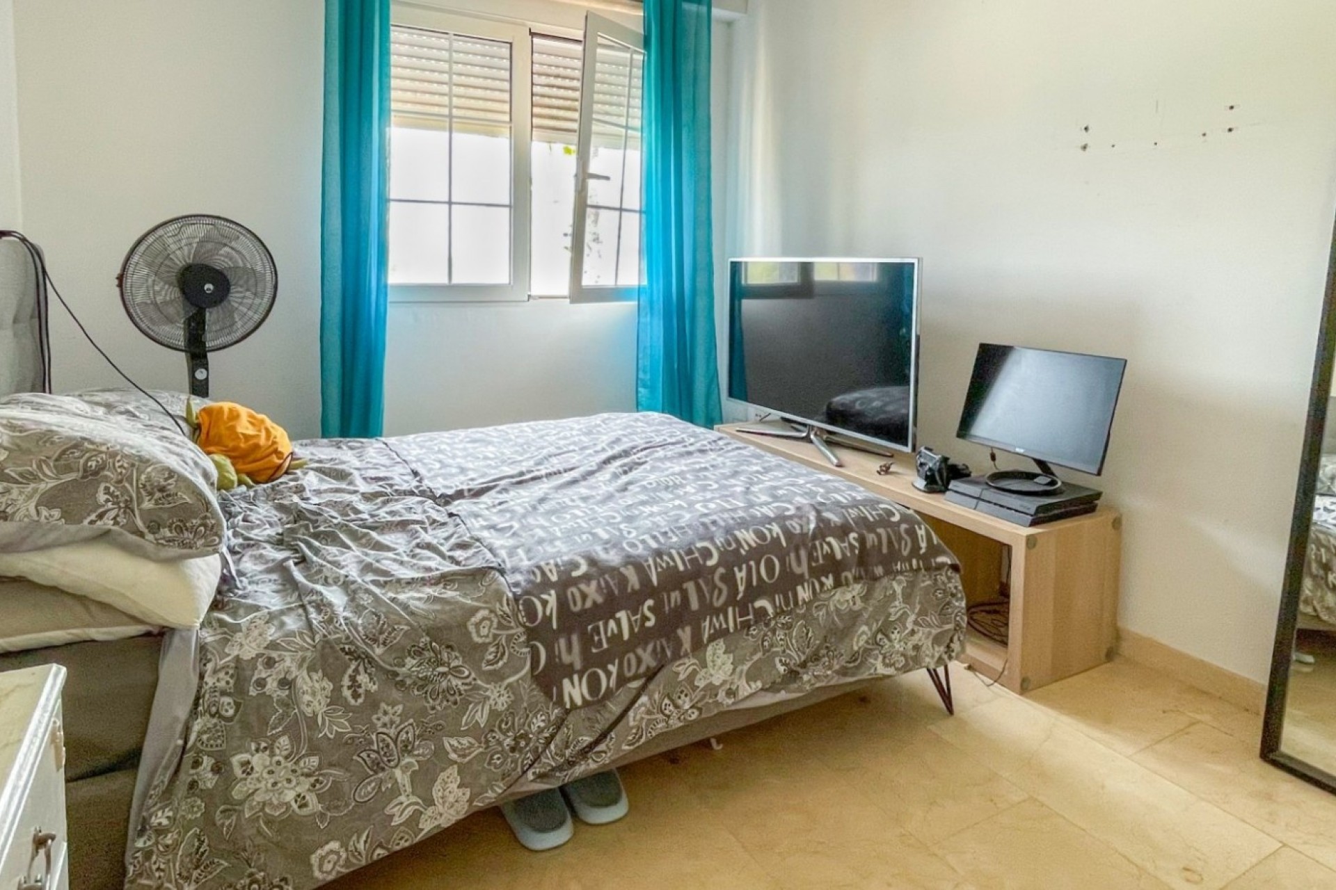 Resale - Townhouse -
Orihuela Costa - La Rioja