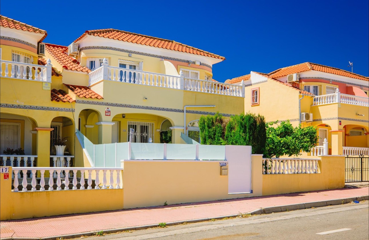 Resale - Townhouse -
Orihuela Costa - Las Filipinas