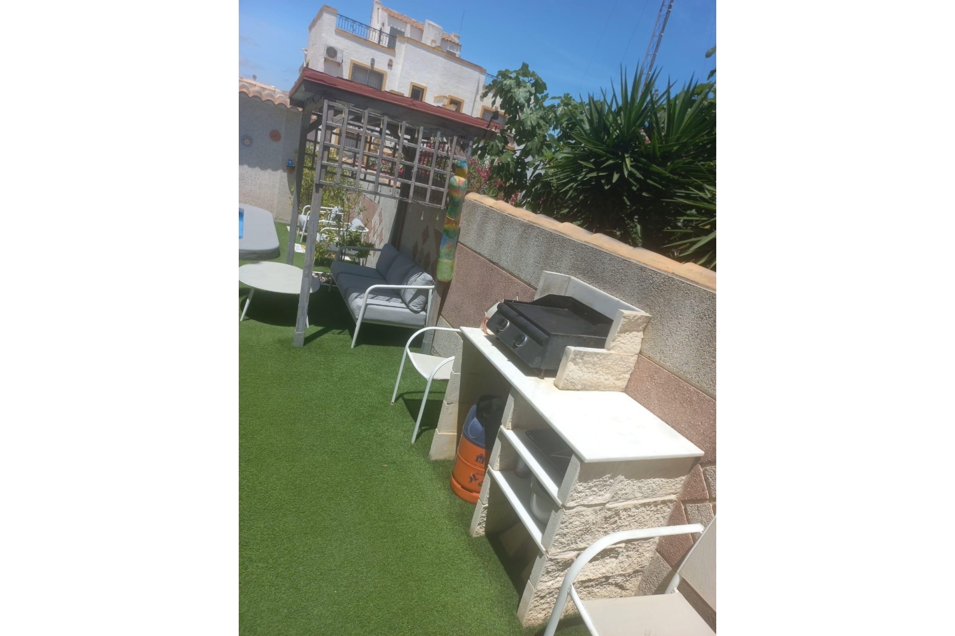 Resale - Townhouse -
Orihuela Costa - Los Almendros-la Florida