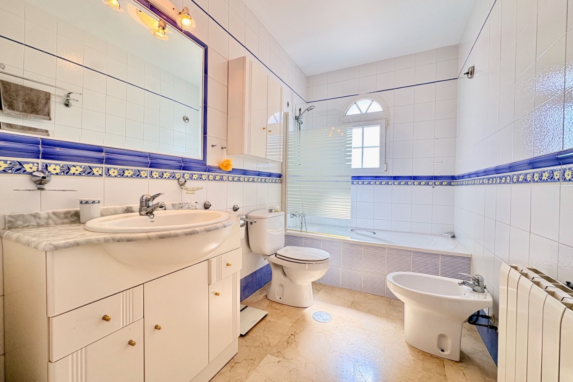 Resale - Townhouse -
Orihuela