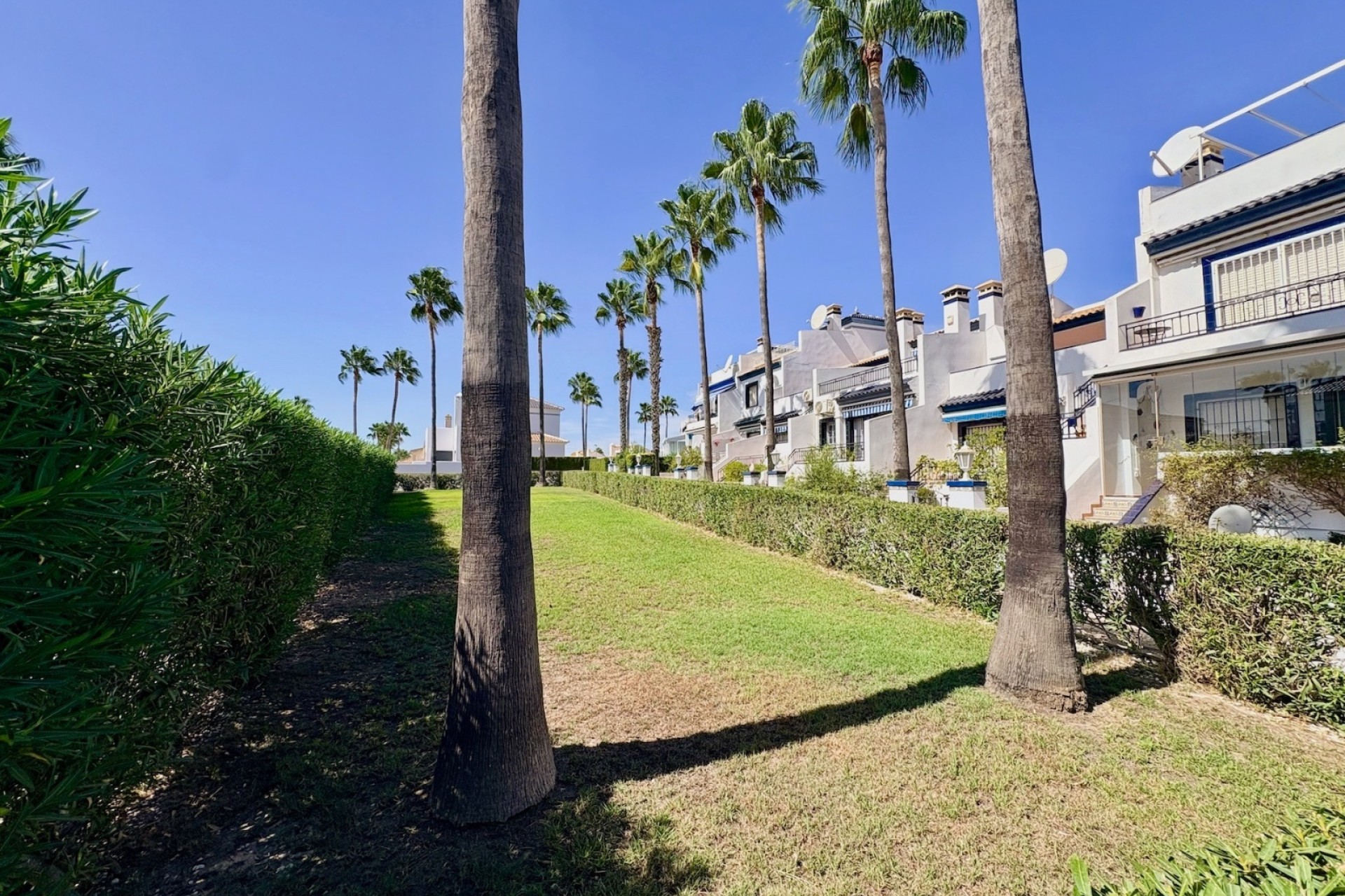 Resale - Townhouse -
Orihuela