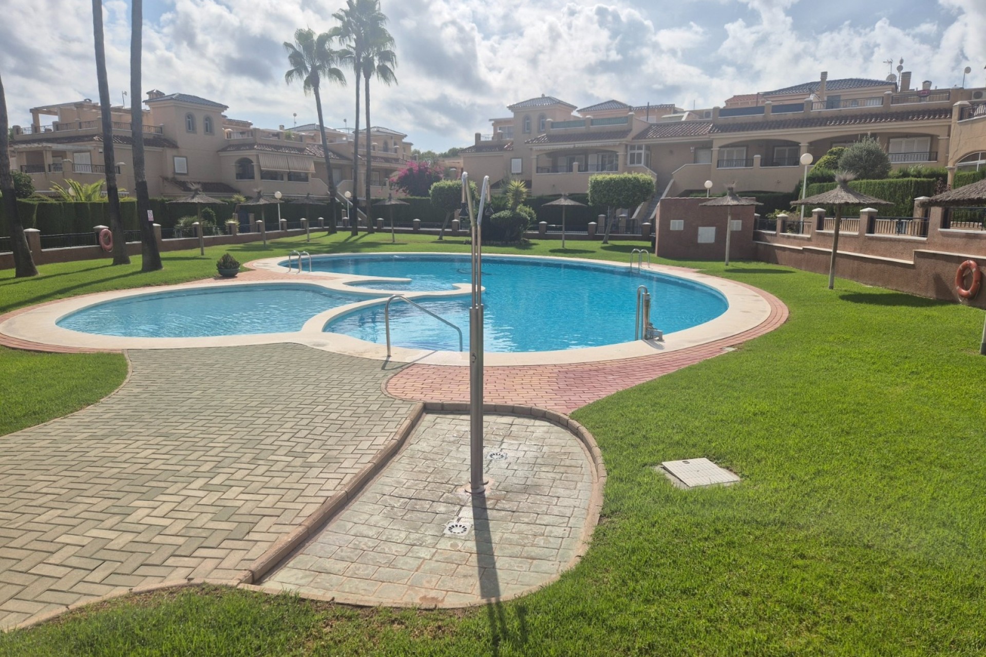 Resale - Townhouse -
Pilar de la Horadada - Mil Palmeras