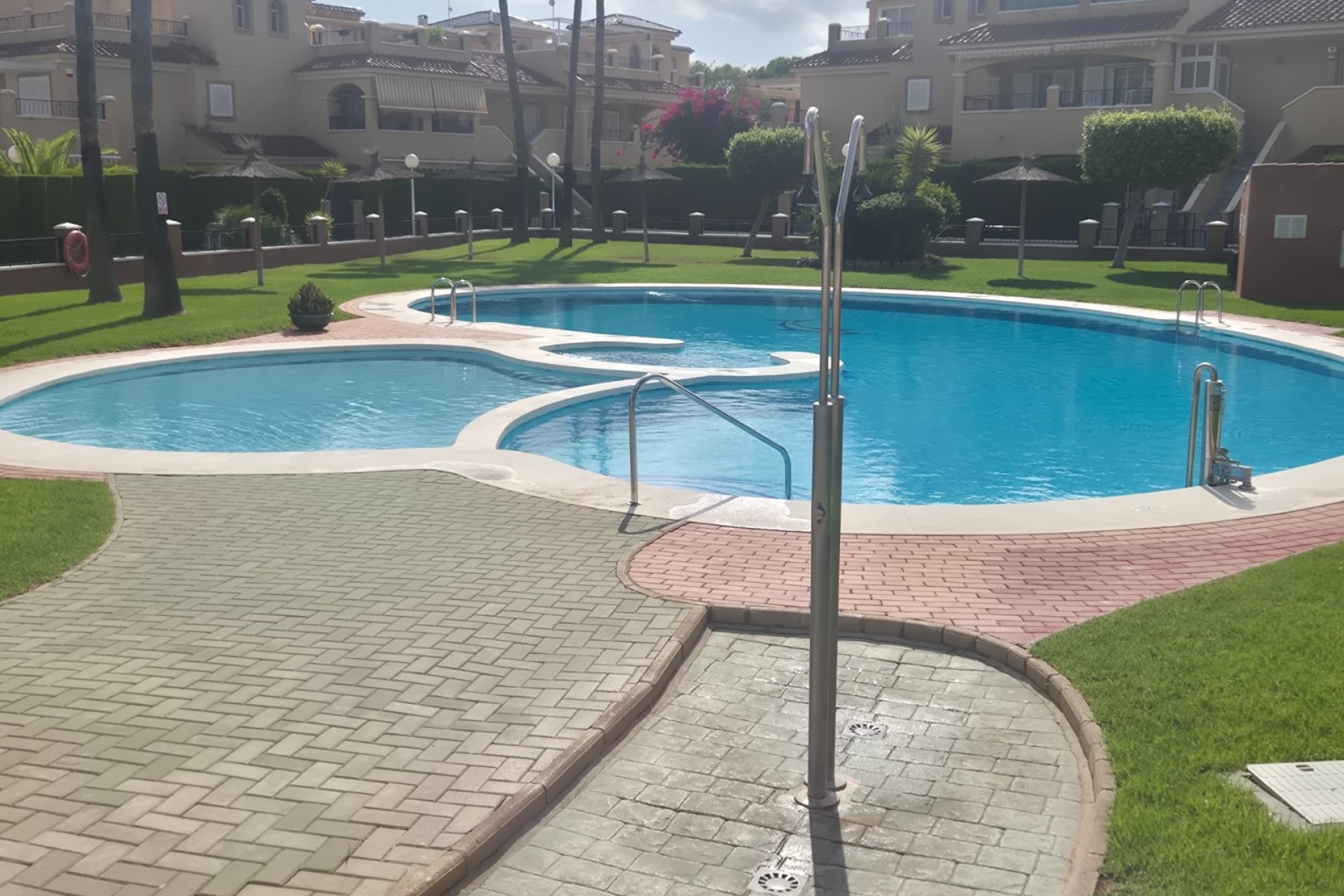 Resale - Townhouse -
Pilar de la Horadada - Mil Palmeras