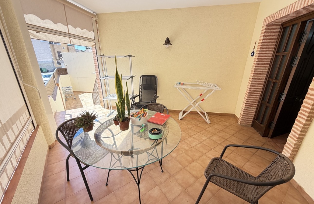 Resale - Townhouse -
Pilar De La Horradada