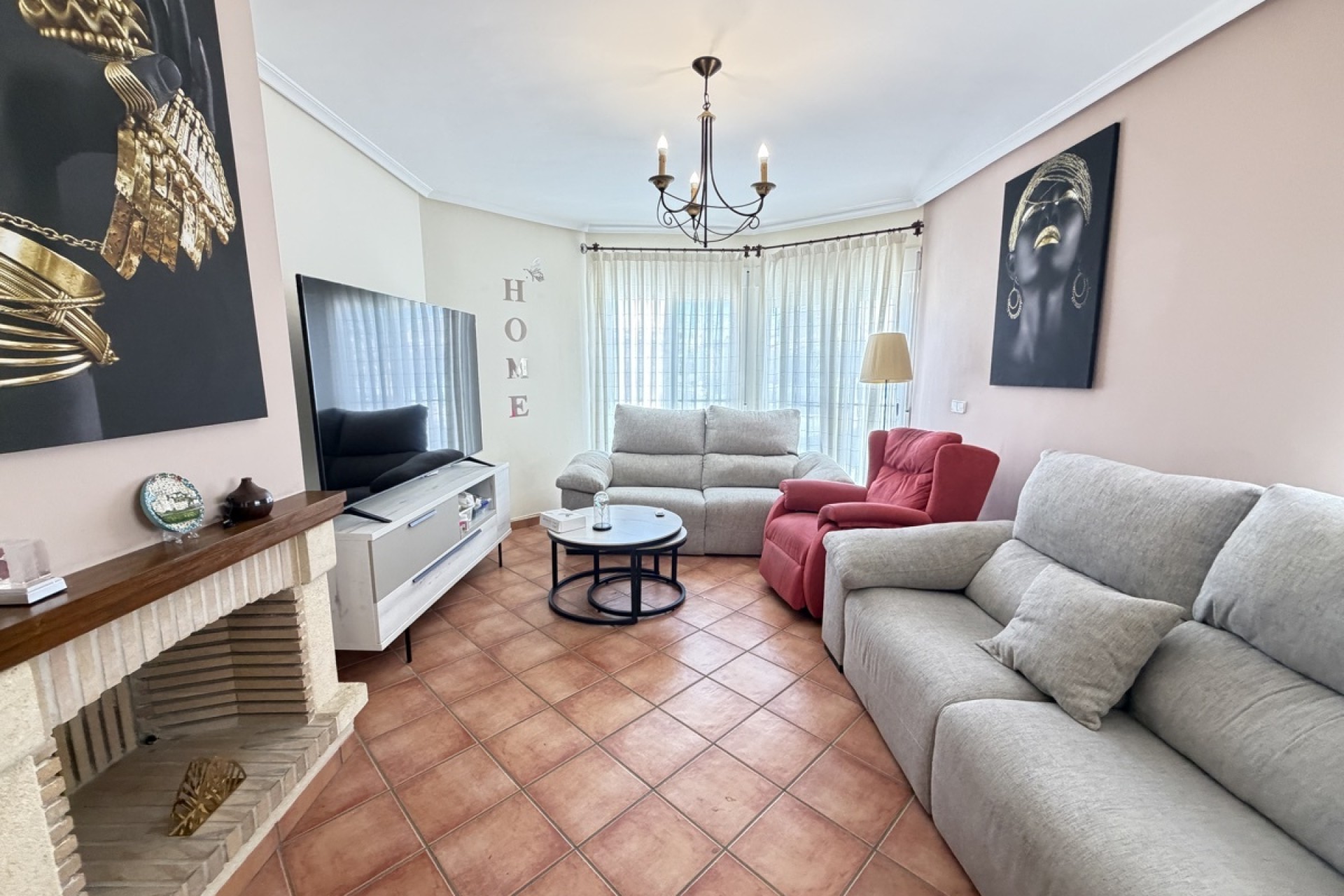 Resale - Townhouse -
Pilar De La Horradada